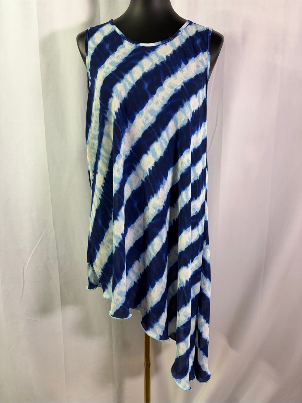 Soft Surroundings Blue Tie Dye Striped Sleeveless Asymmetrical Hem Tunic Top